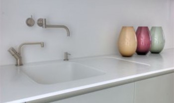Drainer Groove. Pia rebaixada por CNC.